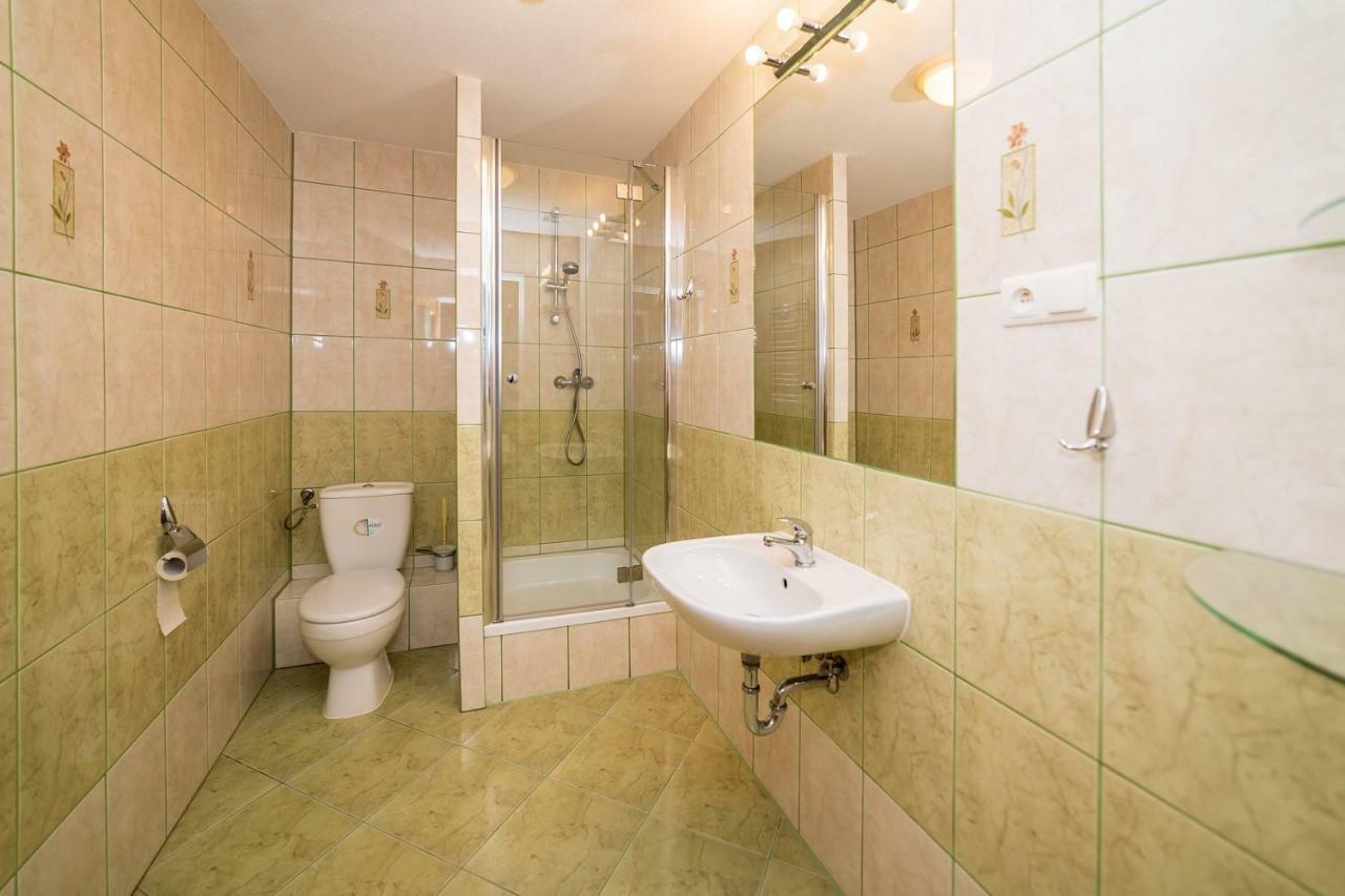 Apartamenty Sloneczne Wzgorze Kudowa-Zdroj Bagian luar foto