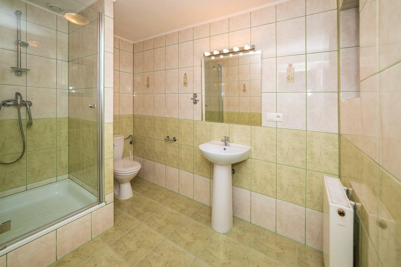 Apartamenty Sloneczne Wzgorze Kudowa-Zdroj Bagian luar foto